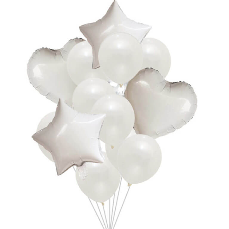 Композиция белых шаров Белая сказка