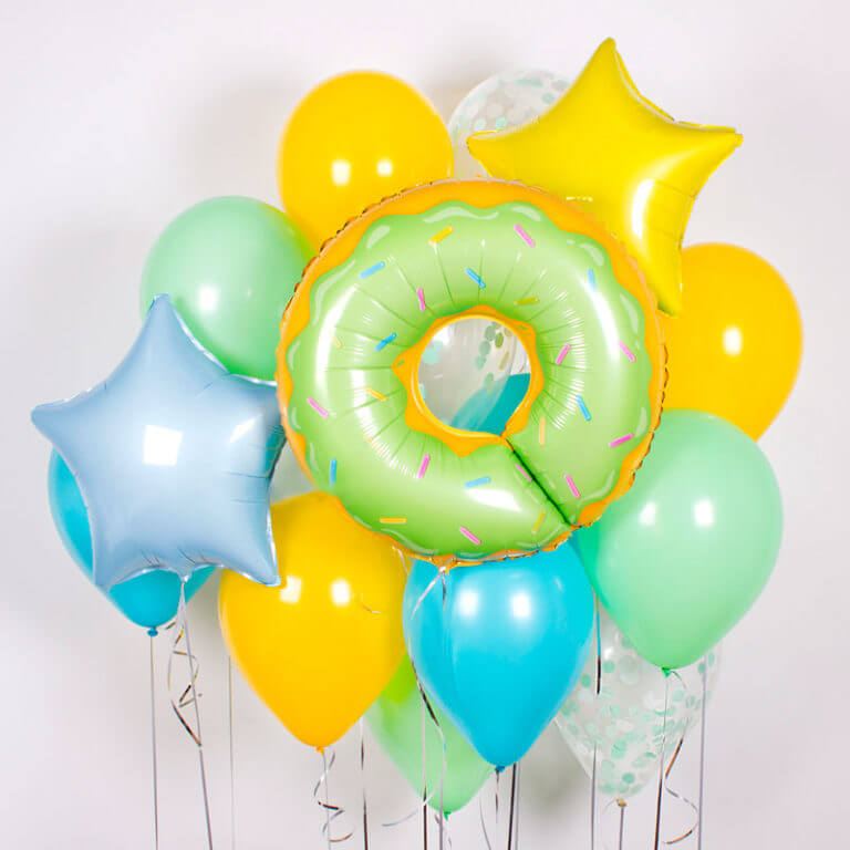 Композиция из воздушных шаров «Пончик»