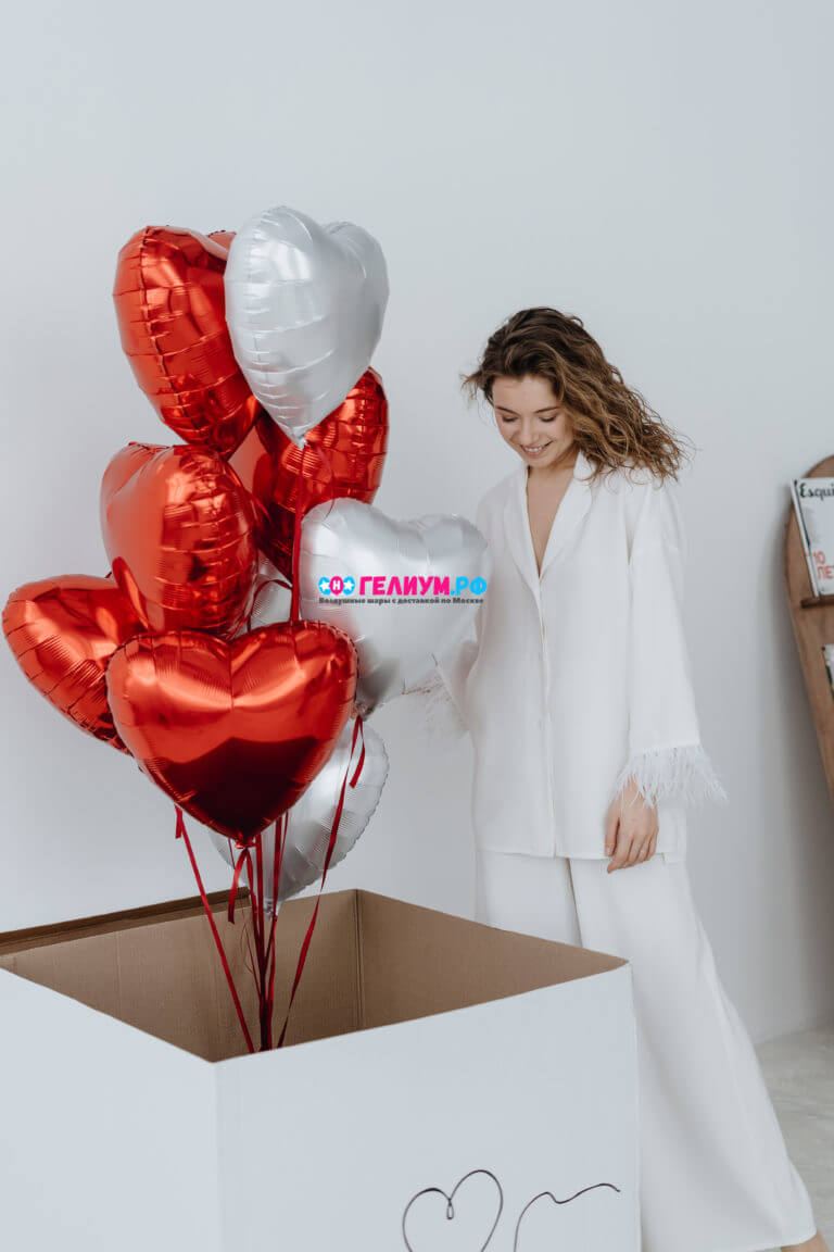 Коробка сюрприз с воздушными шарами