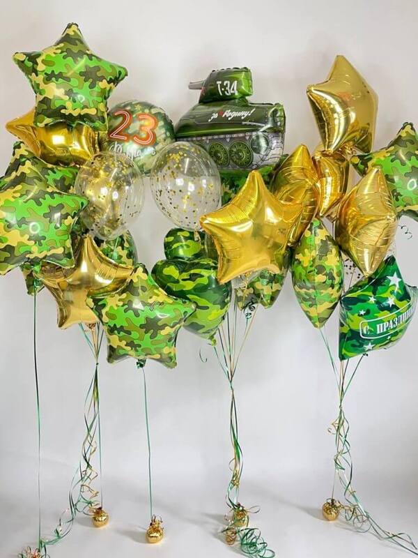 Букеты из воздушных шаров с танком Т-34 и звездами