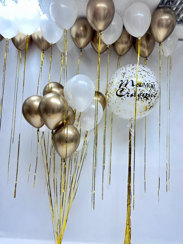 Набор шаров с золотым дождиком