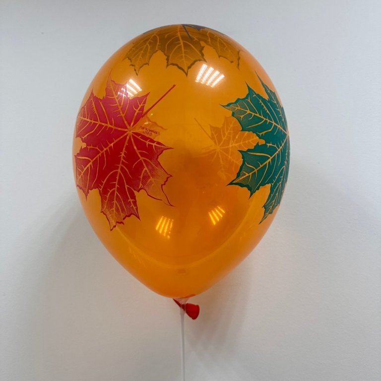Шар на палочке Кленовые листья (с воздухом) оранжевый