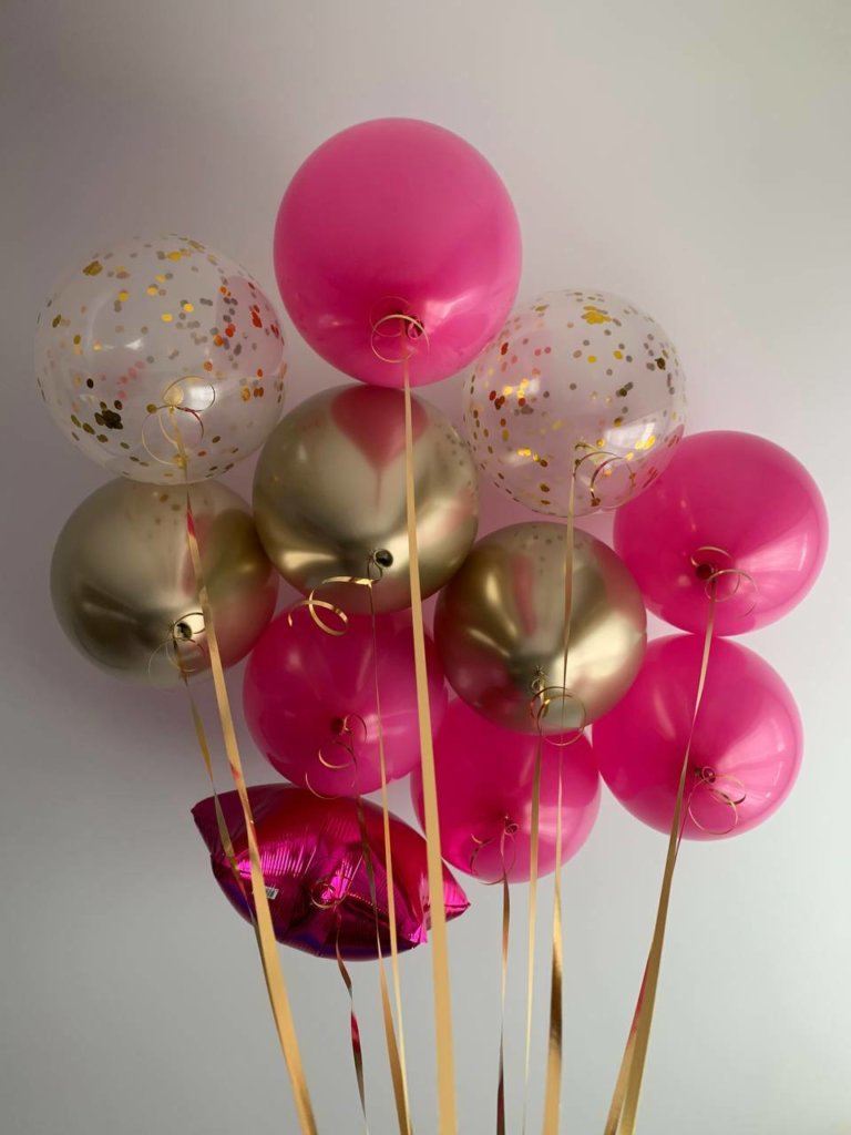 Шары под потолок фуксия и золотые