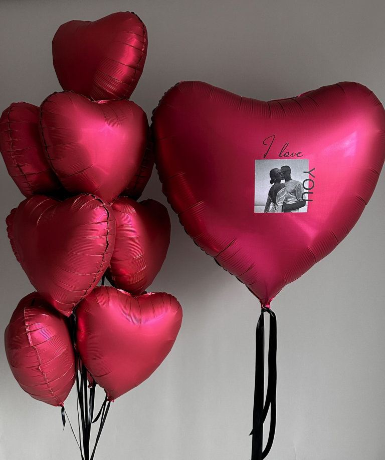 Набор воздушных шаров с фото вишневый