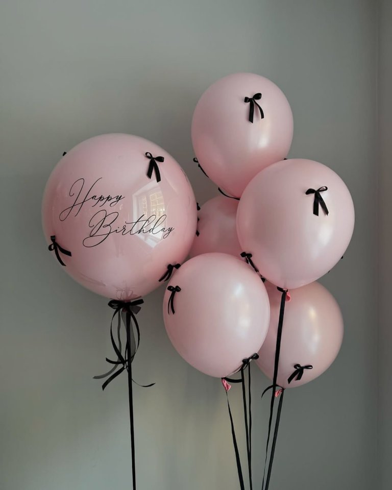 Шары розовые шаром с надписью и бантиками