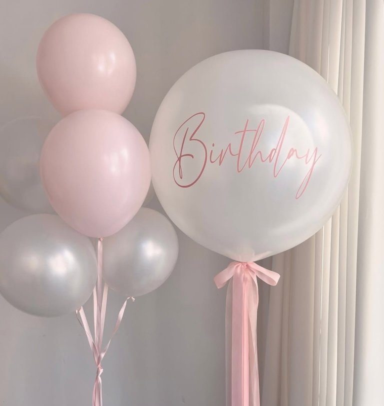 Шары розовые с белым шаром с надписью