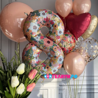 Воздушные шары на 8 марта с цифрой Цветы