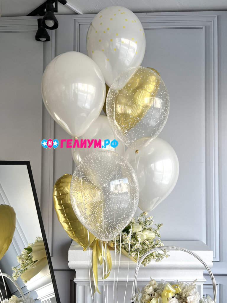 Фонтан шаров белые с конфетти