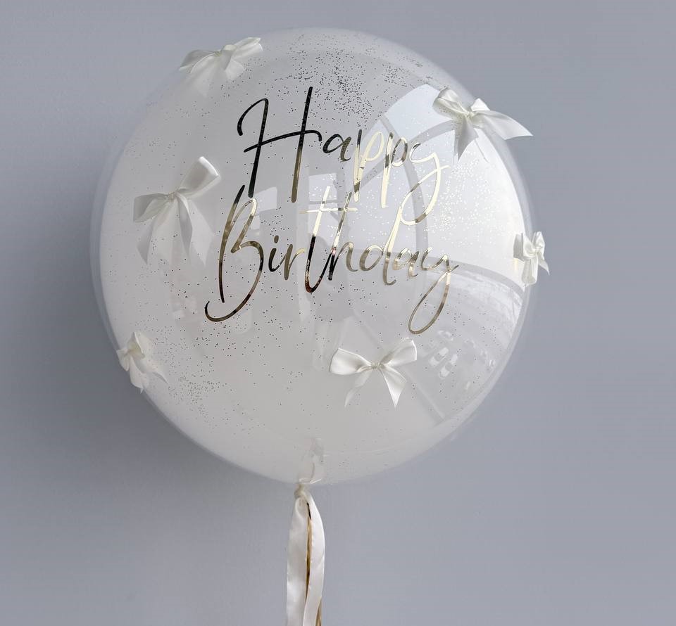 Шары большой белый с бантиками